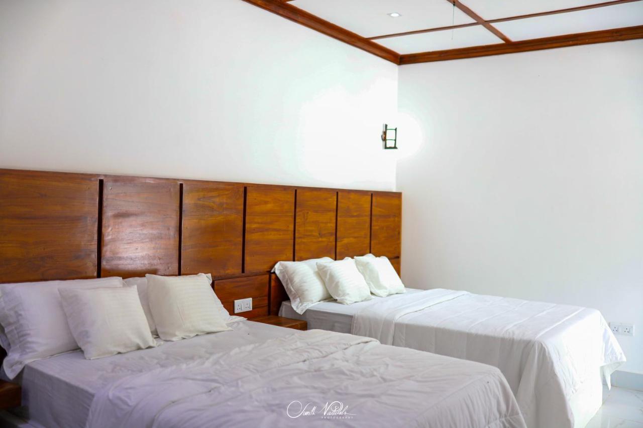 Ceylonta Beach Resort And Spa Hambantota Exterior foto