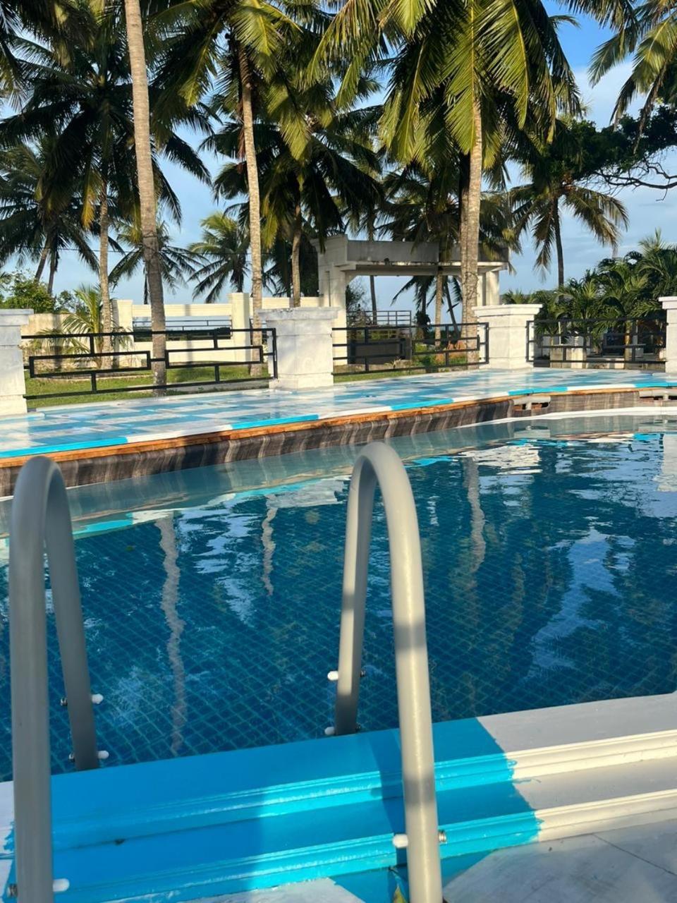 Ceylonta Beach Resort And Spa Hambantota Exterior foto